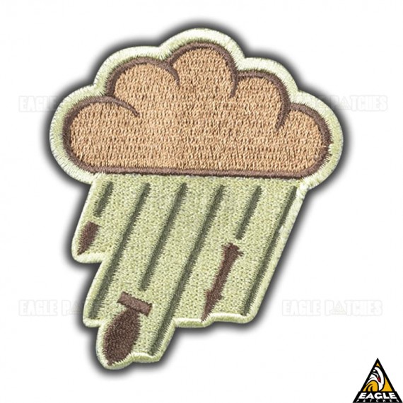Patch Bordado Chuva de Bombas