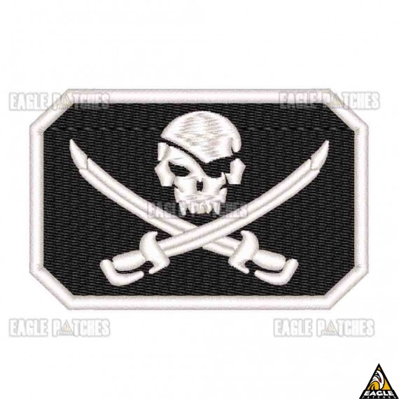 Patch Bordado Pirate Skull